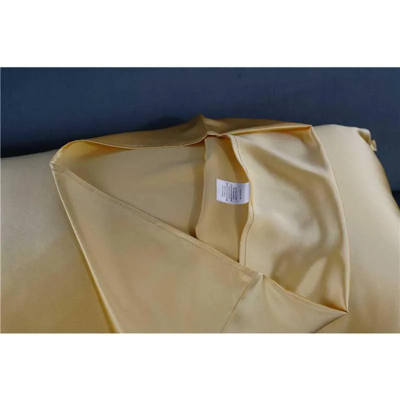 19 Momme silk pillowcase - Envelope - Queen - Gold