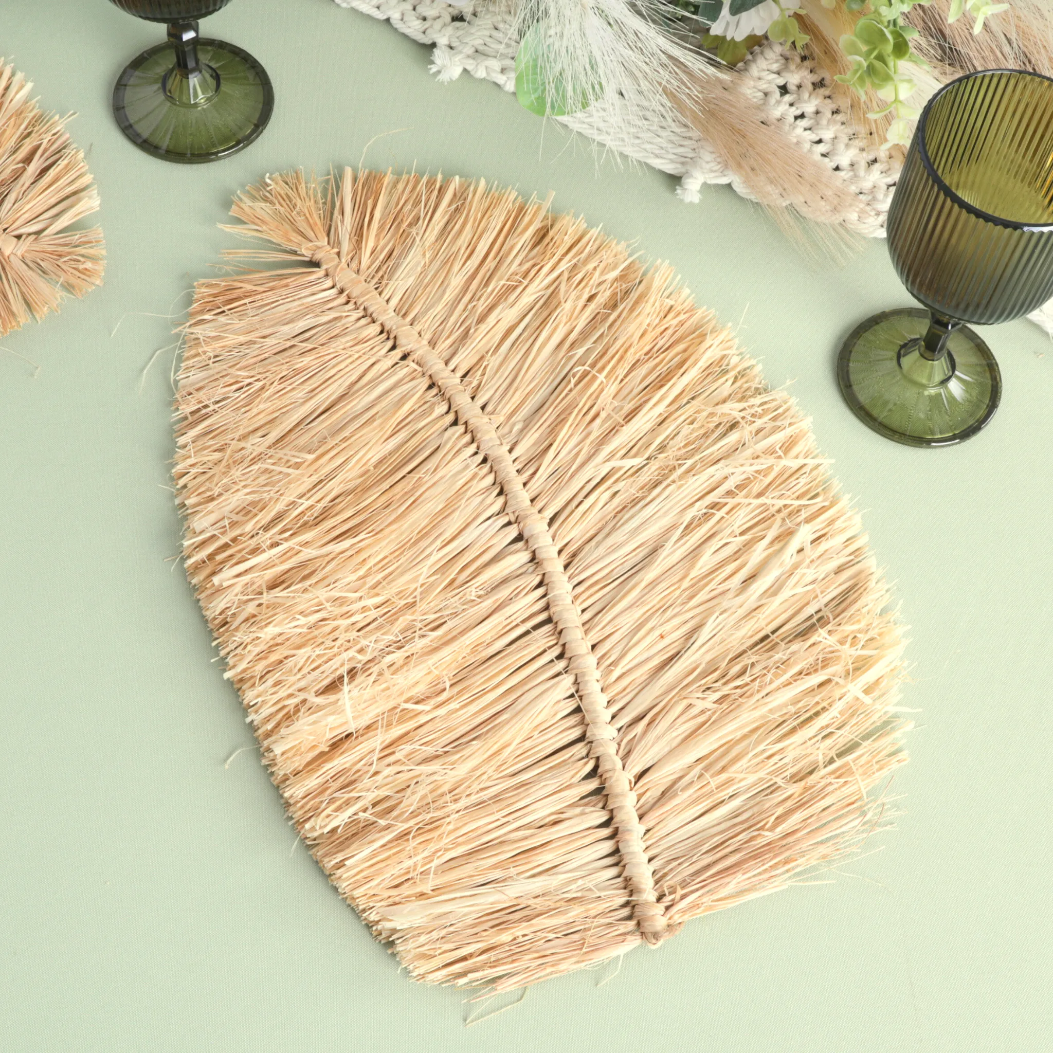 2 pc/set Boho Raffia Leaf Placemat