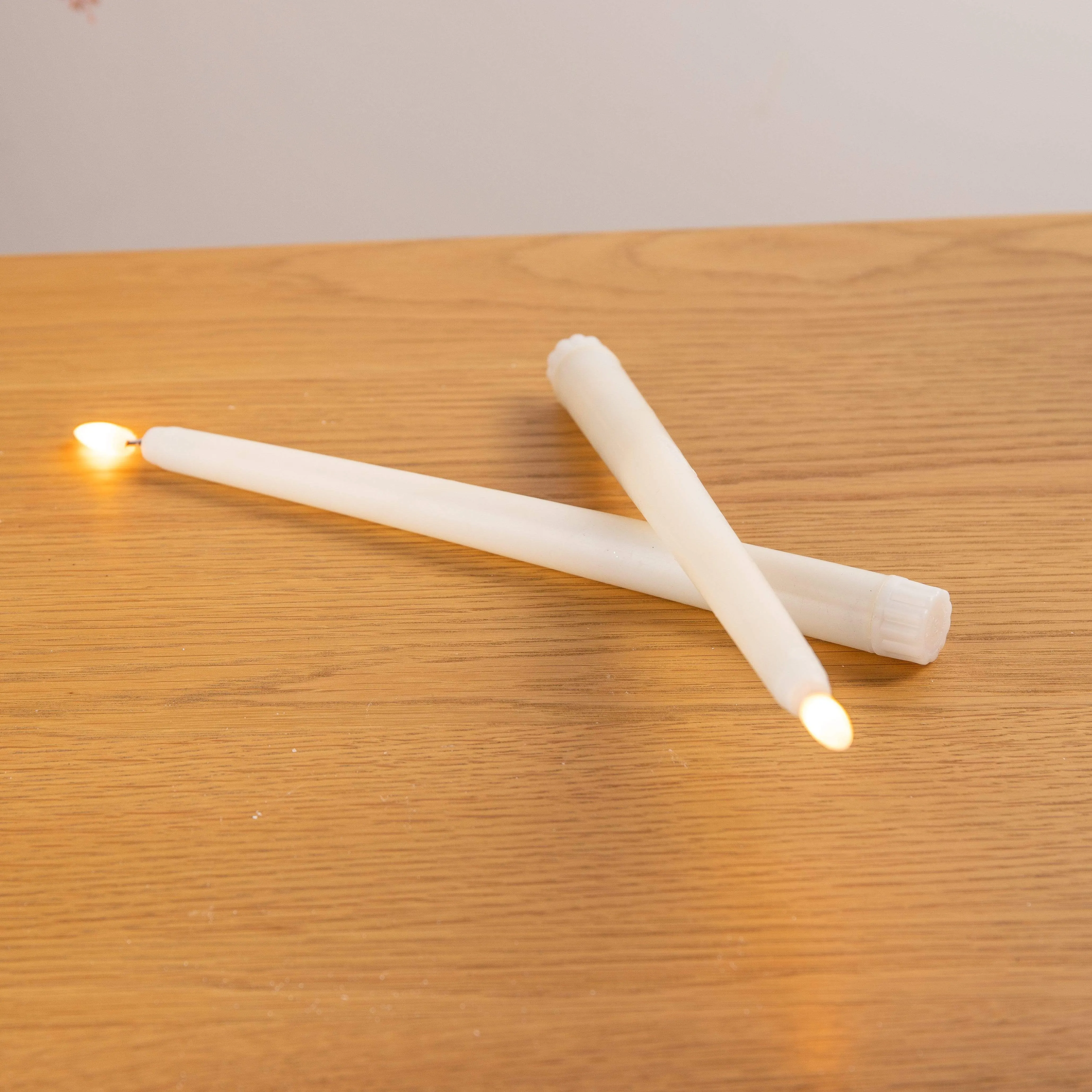 2 Piece Flicker Flame Tapered Candles