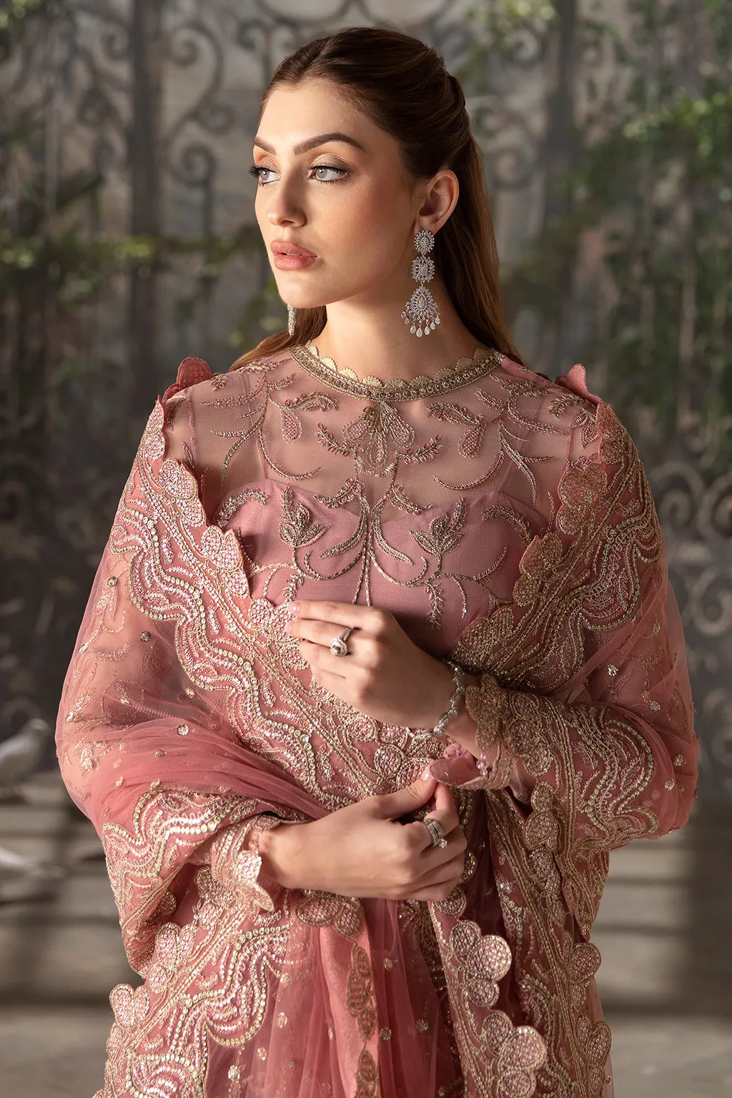 Afrozeh La Fuchsia Luxury Formals – Rosa