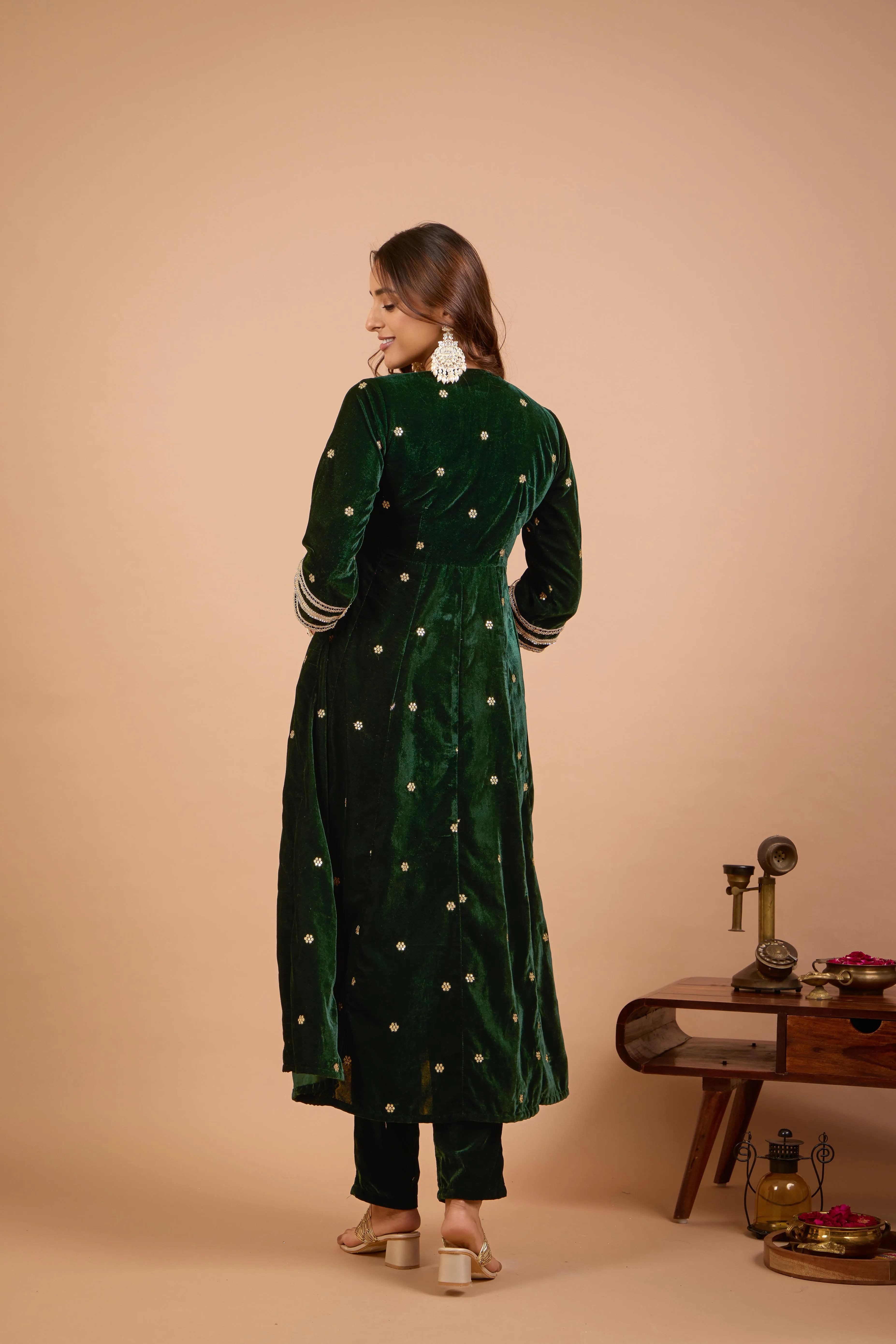 Alaya Jugni Emerald Glow Velvet Anarkali