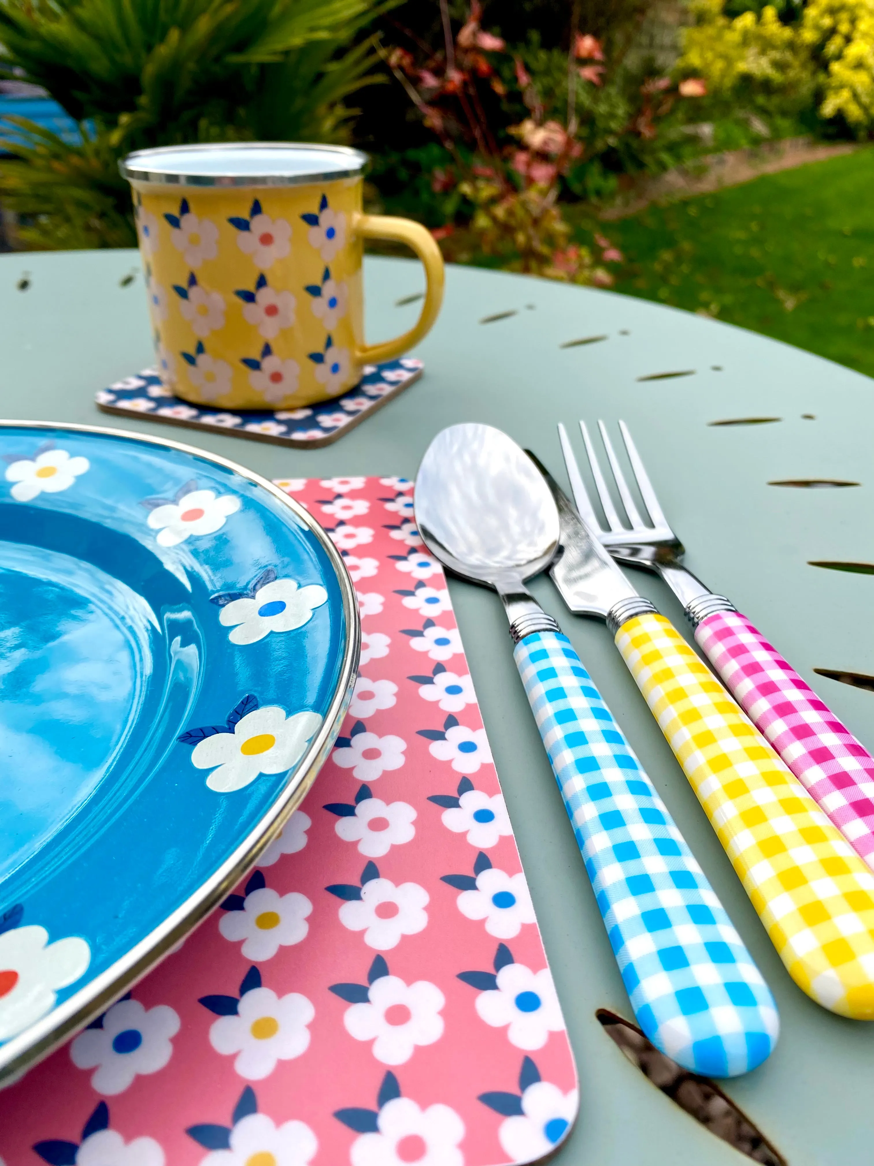 Colourful Individual Gingham Cutlery Set - Enamelhappy