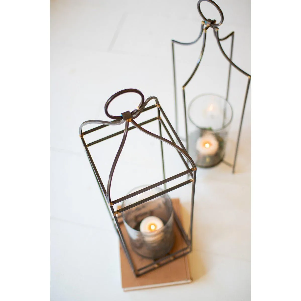 Kalalou - IRON LANTERN WITH GLASS HURRICANE - NMG1027