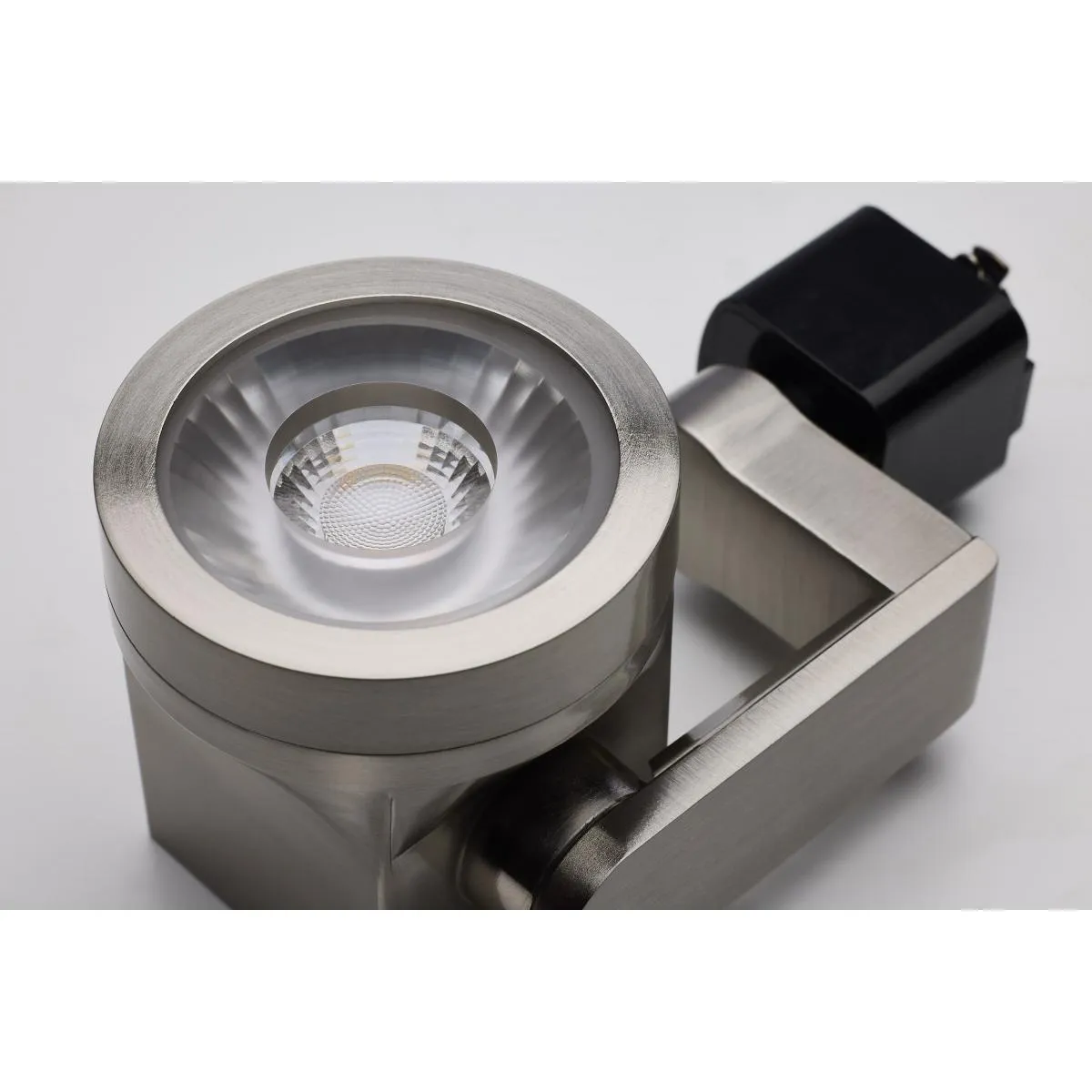 LED Lantern Style Track Head 12W 1020 Lumens 3000K, Halo, 24 Beam Angle, Brushed Nickel Finish