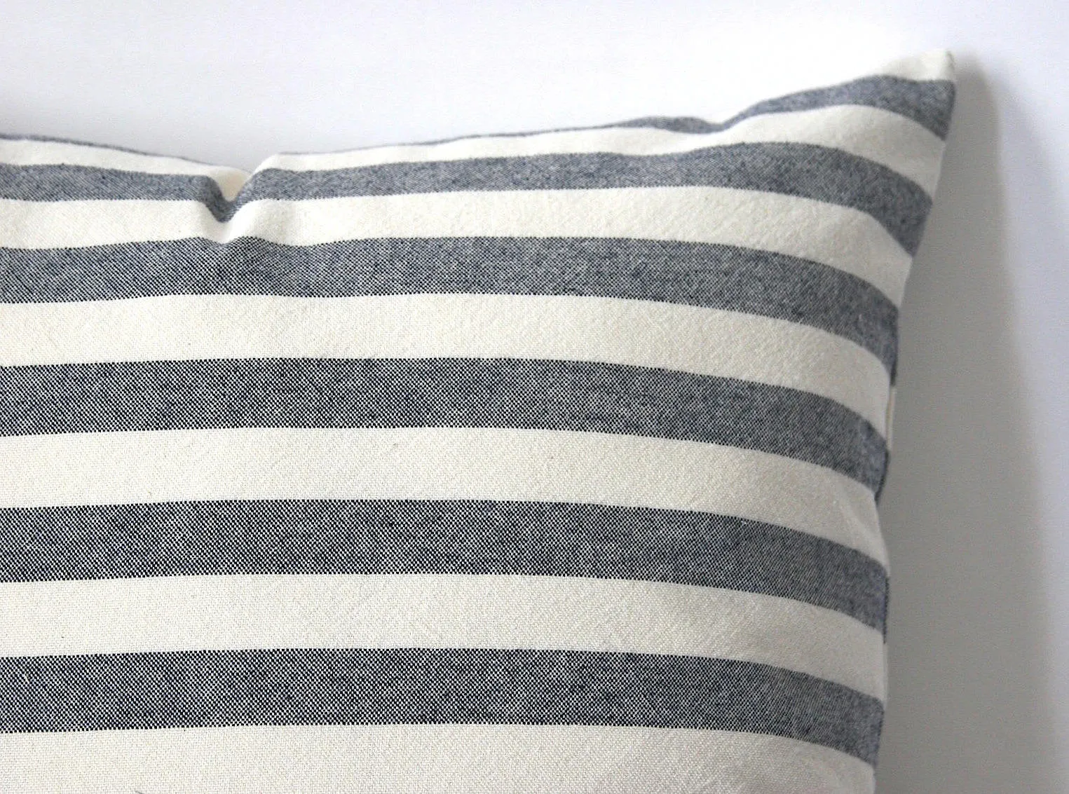 Navy Stripe pillow cover / Navy Cream 18x18 pillows & 9 other sizes / Blue pillow cover / Farmhouse Striped Pillow / French pillow Cover