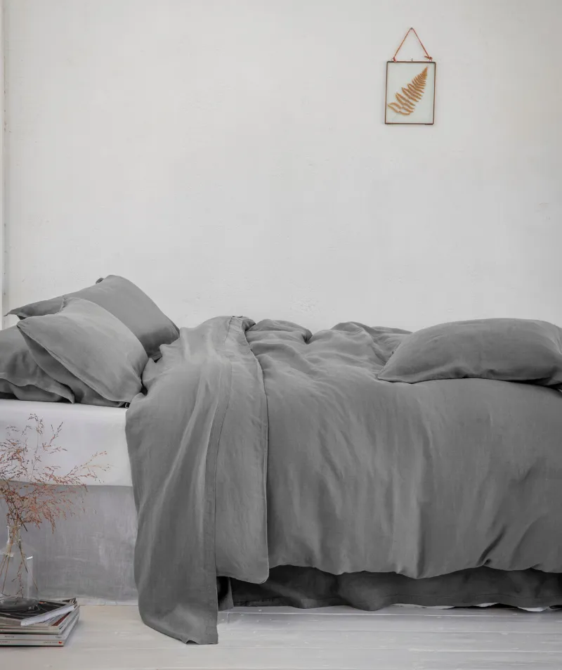 SAMPLE SALE<br>Charcoal Linen Flat Sheet<br>Double