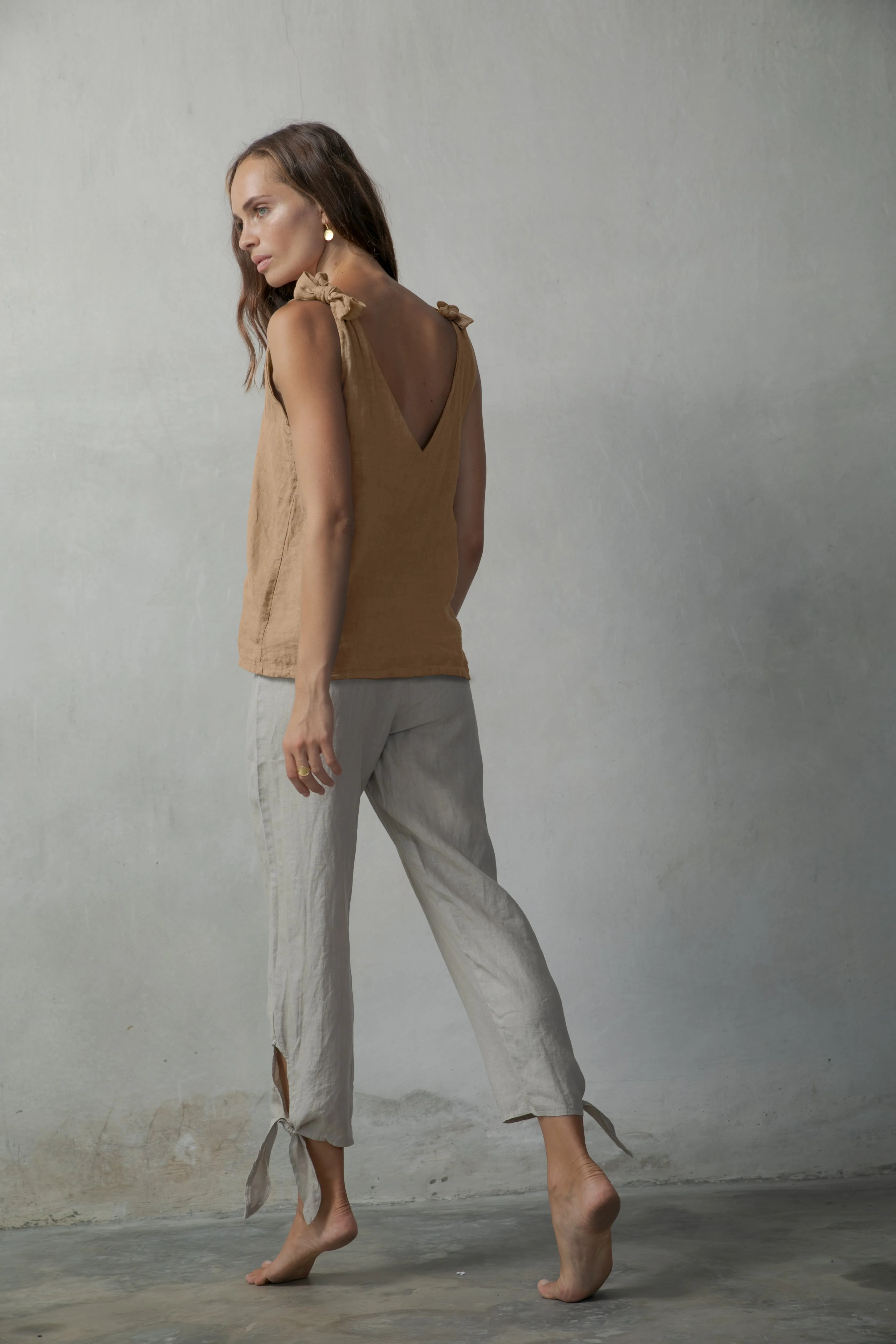 Tie Knot Linen Cami Top Tobacco