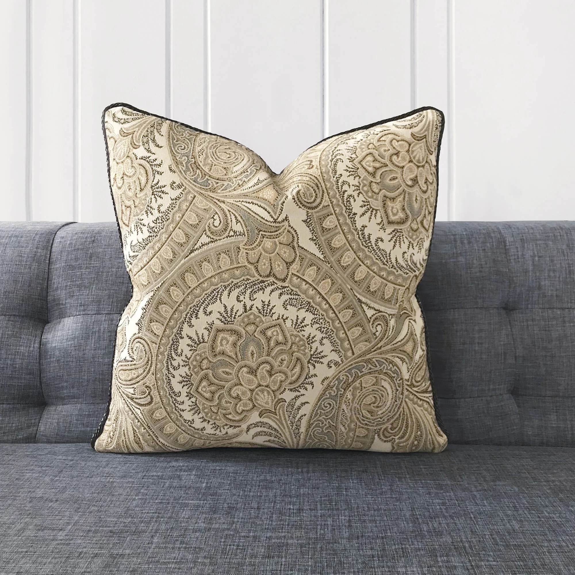 Traditional Jacquard Paisley Throw Pillow Cover 22x22