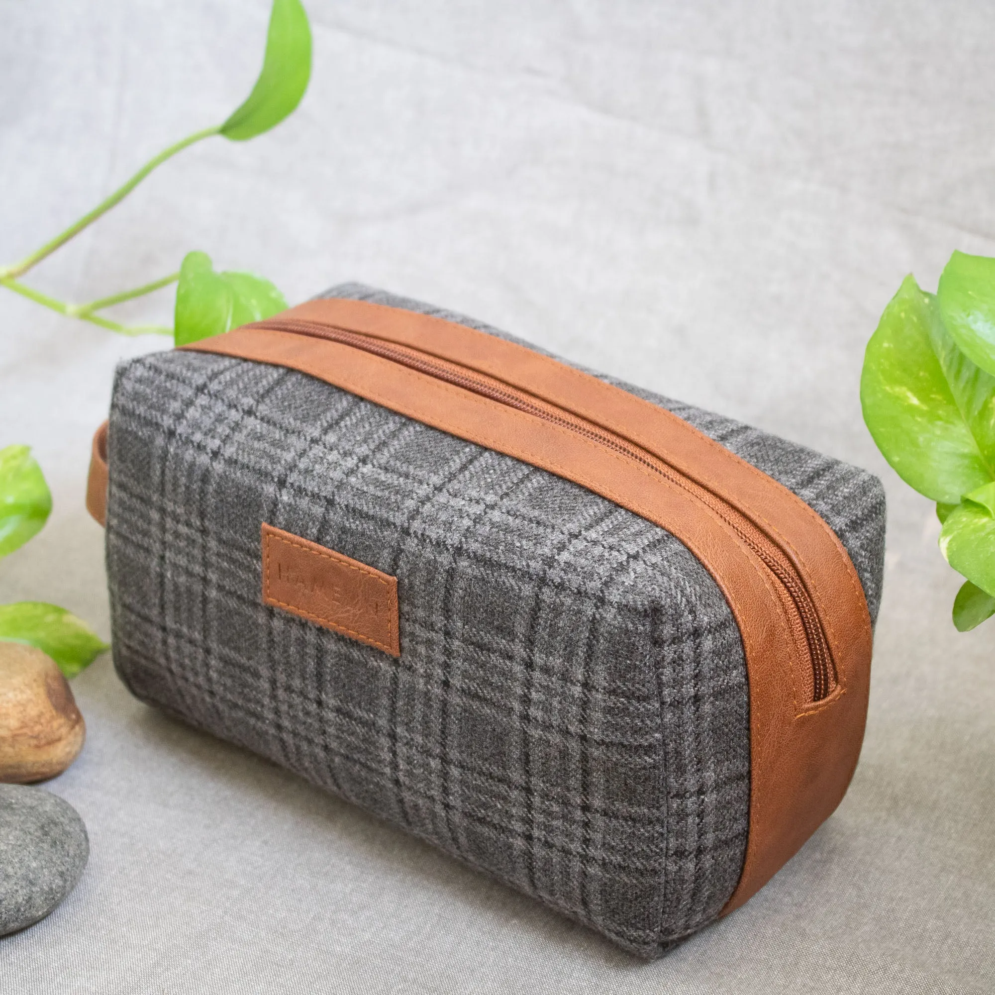 Tweed DOPP Kit for Men (Mink Grey Twill)