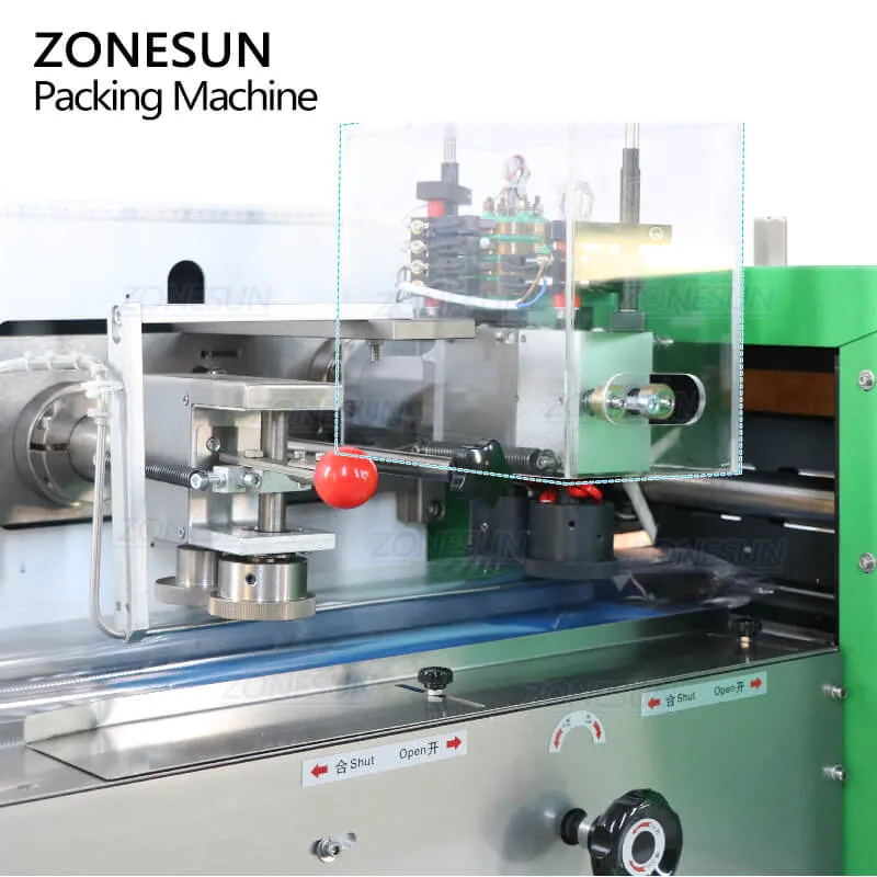 ZONESUN ZS-ZB350X Automatic Servo Motor Toilet Soap Cookie Candy Horizontal Pillow Flow Packing Machine